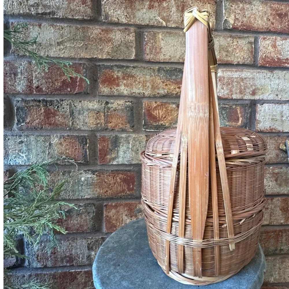 Vintage Woven Bamboo 2 Tier Wedding Basket Picnic Carrier with Handle Brown